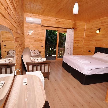 Cesur Pansiyon Hotel Cirali Exterior photo