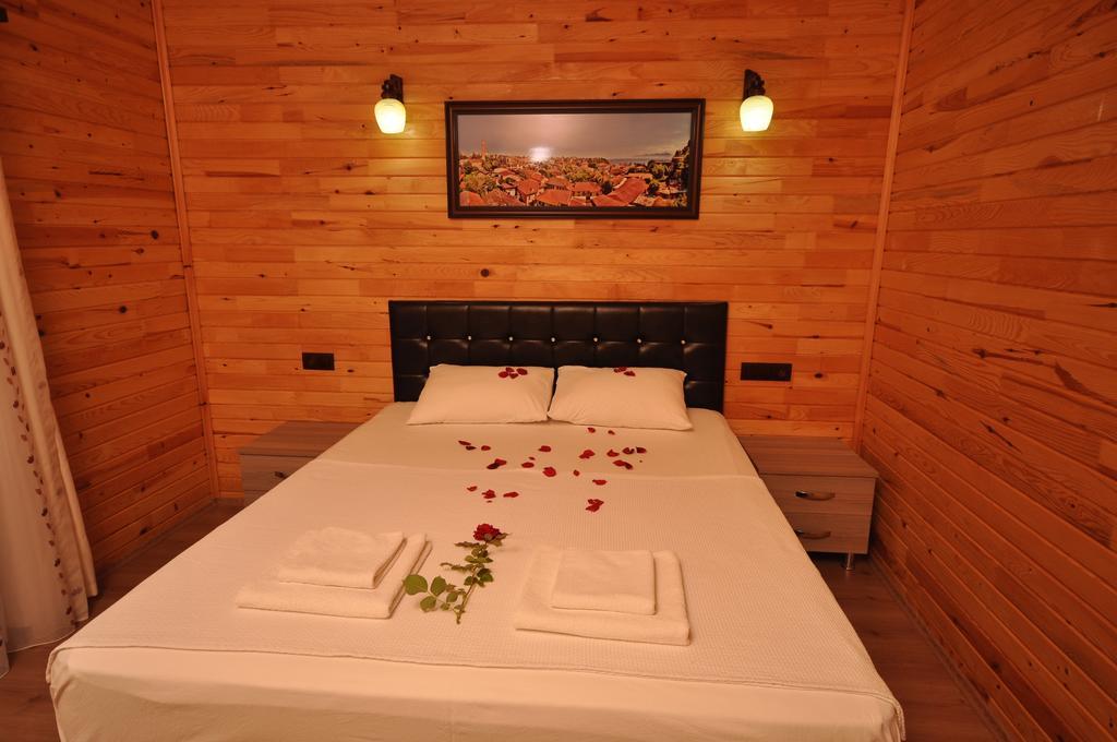 Cesur Pansiyon Hotel Cirali Exterior photo